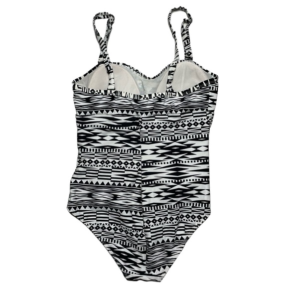 Torrid 0 geo print one piece swimsuit black and white - Picture 2 of 9